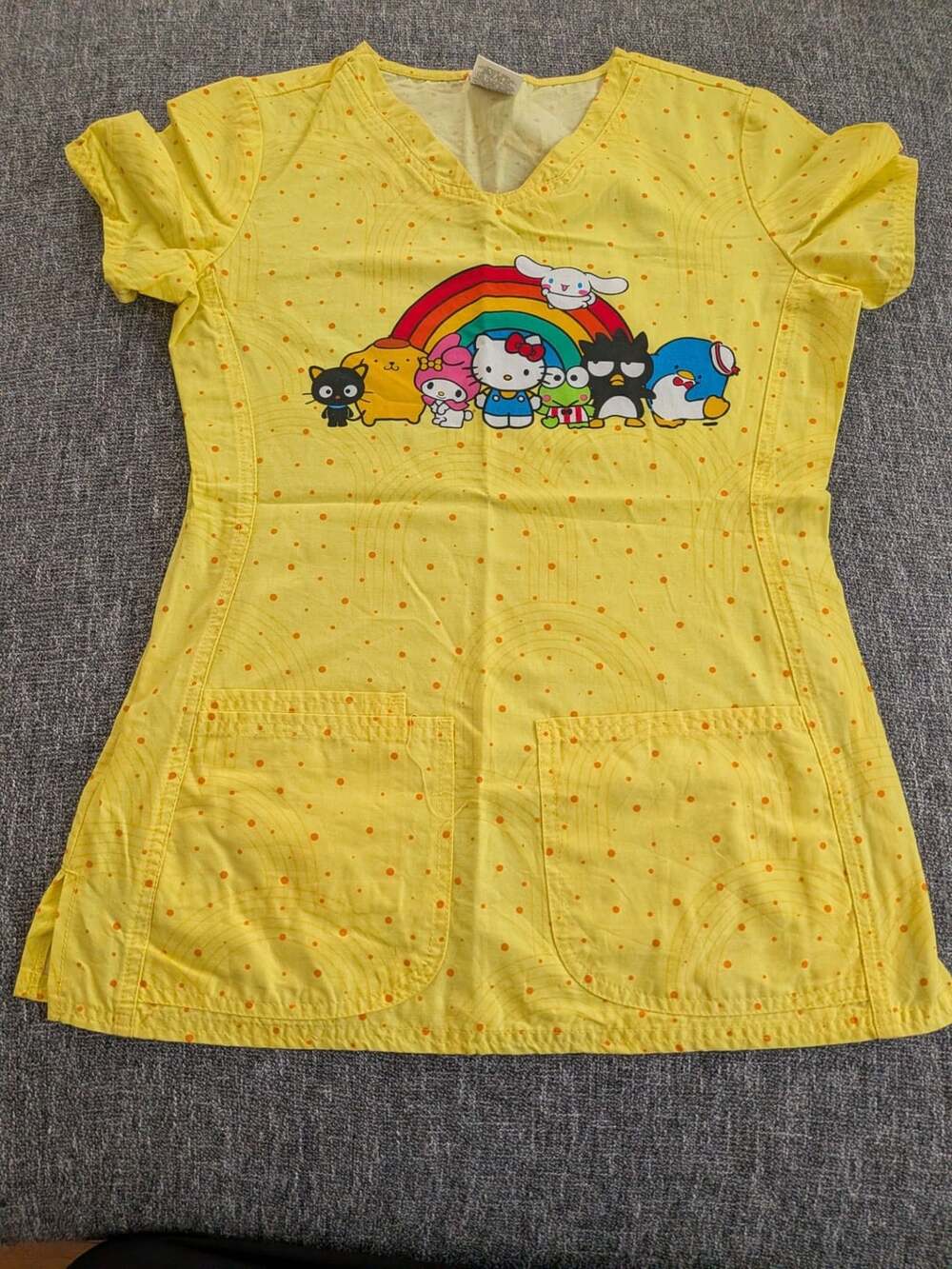 Hello Kitty And Friends Sanrio V-Neck Scrub Top Yellow Rainbow XS Style TF772